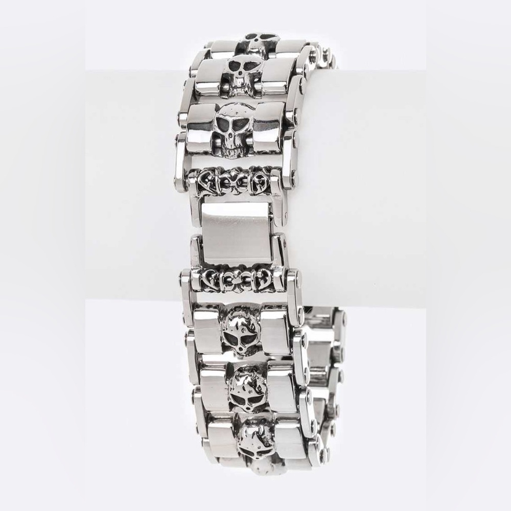 Stainless Steel Unisex Skull Bracelet - Picture 2 of 2